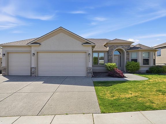2nd image of 3258 Wild Canyon Way