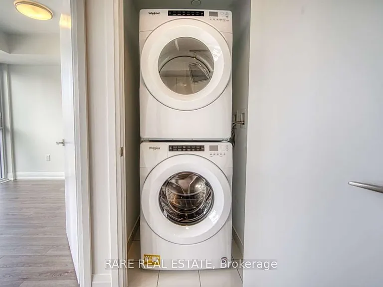 77 Mutual St #2707 — Photo 8