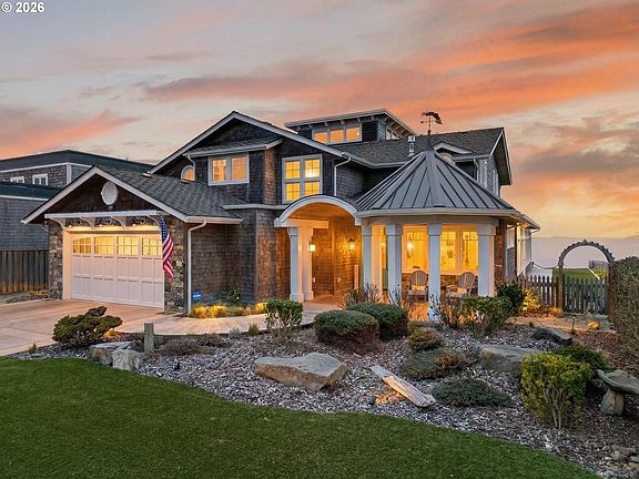 3rd image of 525 SW Point Ave