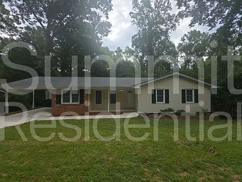 1908 Medfield Rd Photo 1