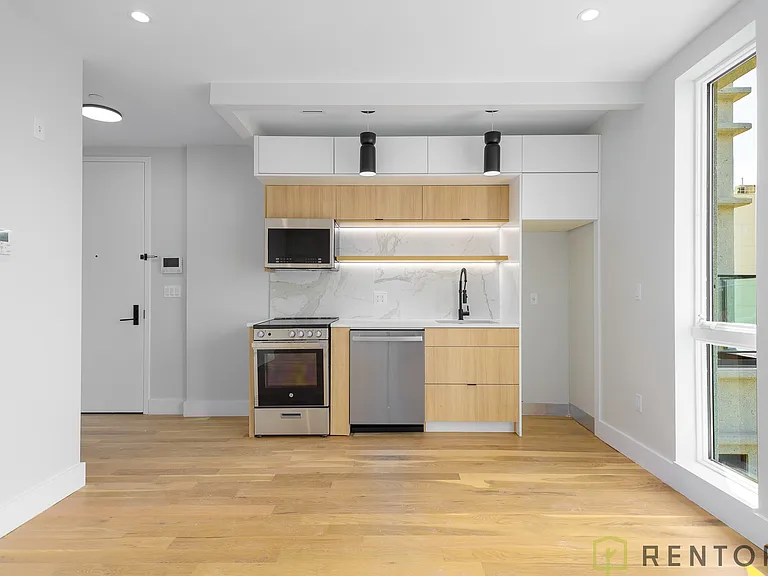 65 4th Ave #1002 — Photo 3