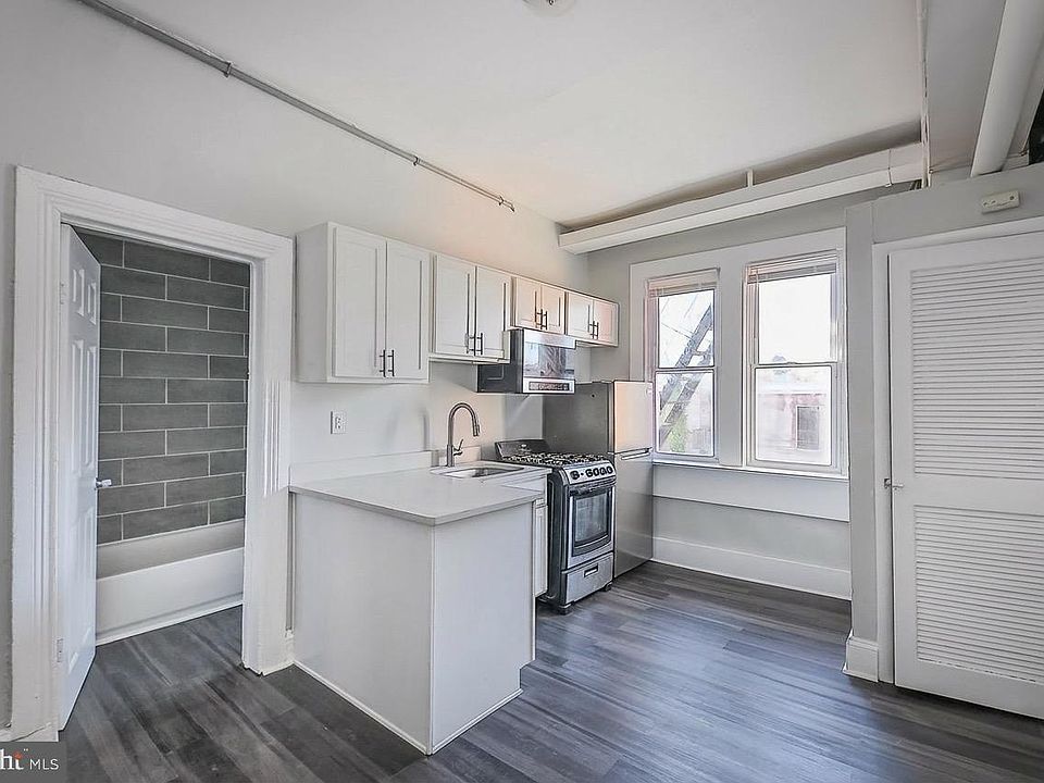1st image of 1037 Edmondson Ave APT 2