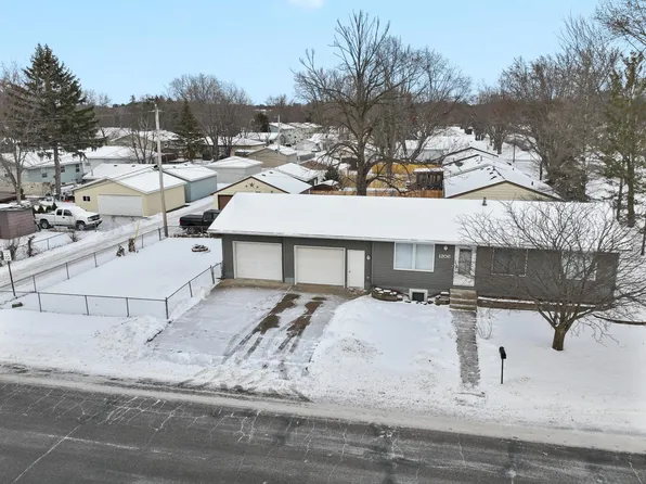 1206 11th St SE, Saint Cloud, MN 56304