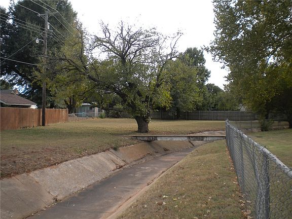 This is another part of the yard with a creek running through it!