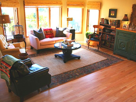 4th image of 60 Camano Ln