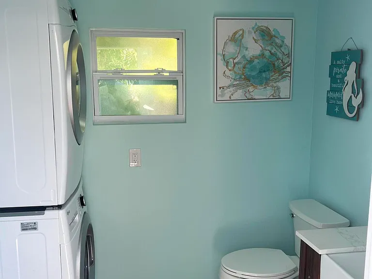 1002 Thomas St — Photo 18