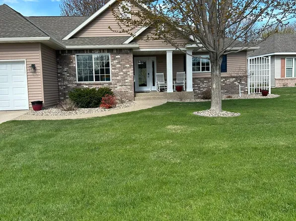 3221 Eagle Ridge Dr W, Willmar, MN 56201