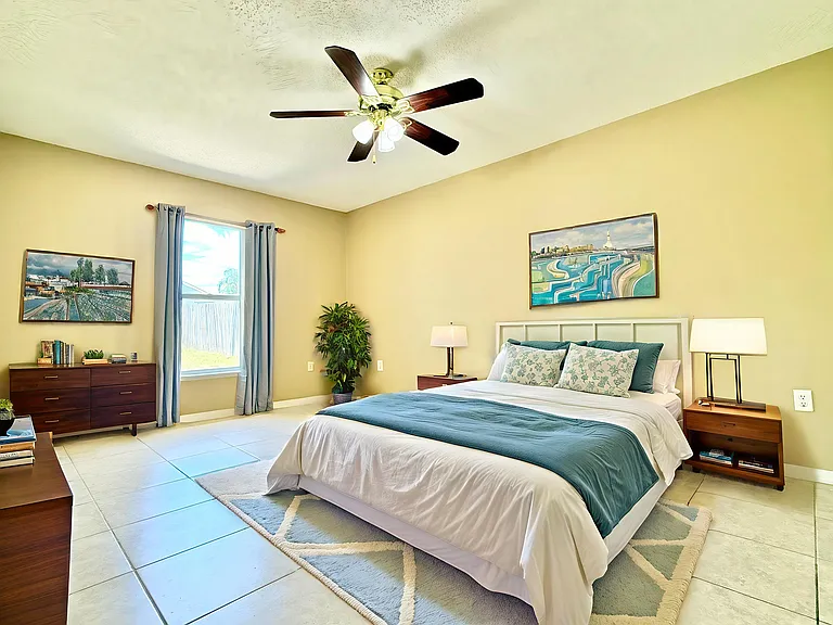 4100 Mendenwood Ln — Photo 12