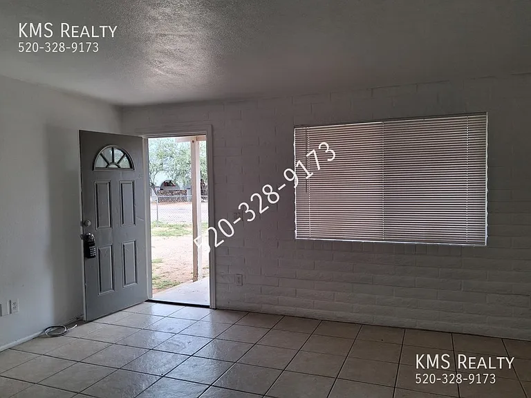 5511 W Utah St — Photo 11