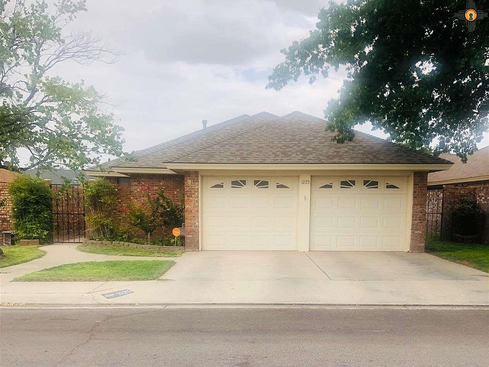 2nd image of 1025 W Mesa Verde Dr
