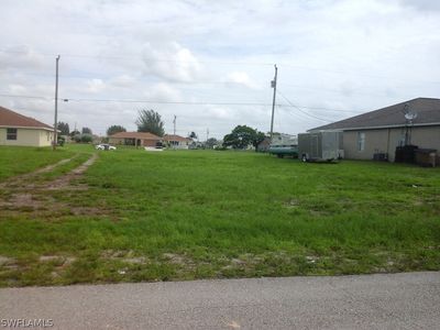 837 NE 15th Lane Cpe, Coral, FL, 33909