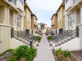 103 Grasslands Ln, Redwood City, CA 94065
