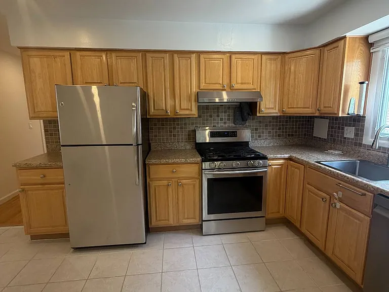 268 Chesterton Ave #1 — Photo 7