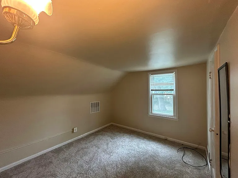 6160 McGuire St — Photo 17