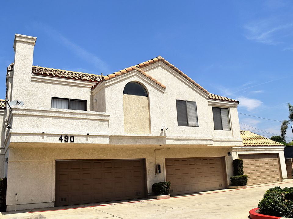 1st image of 490 Anderwood Ct APT 2