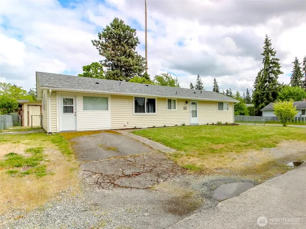 17123 E 6th Avenue Ct, Spanaway, WA 98387