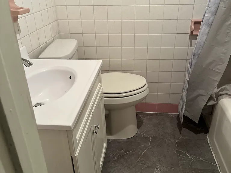 5417 Akron St #1F — Photo 11