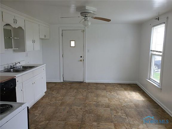 4th image of 3204 Northwood Ave