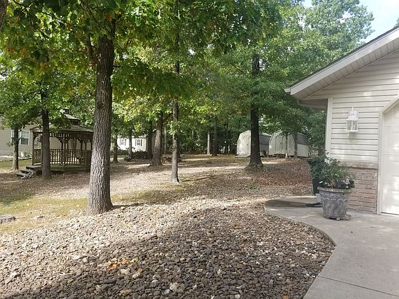 3rd image of 24 Sullivan Dr