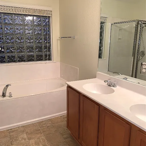 1115 Rawhide Trl — Photo 16