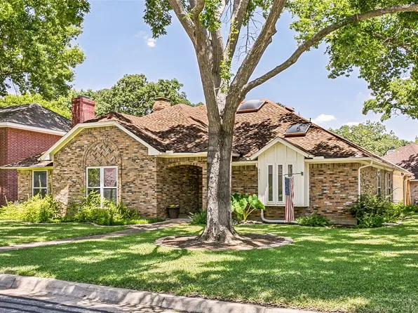 4801 Gaylewood Ct, Arlington, TX 76017