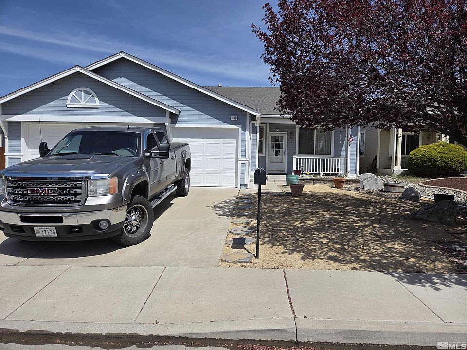 2nd image of 1380 Loma Verde Dr