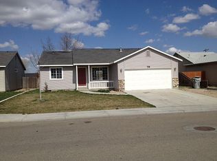 718 S Valley Dr, Nampa, ID 83686