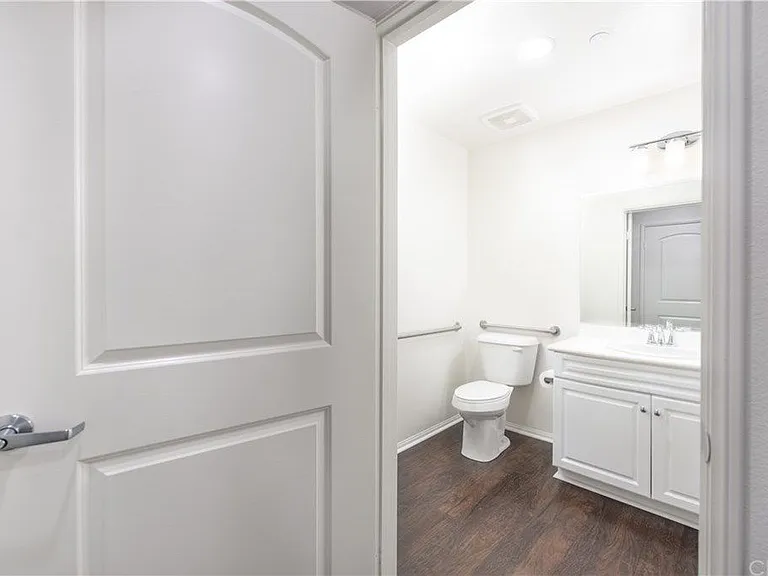 17052 Liberty Way — Photo 6
