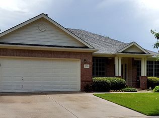 4706 Kent Dr, Grand Prairie, TX 75052