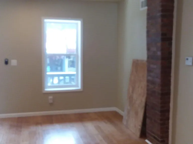 128 N Dearborn St — Photo 13