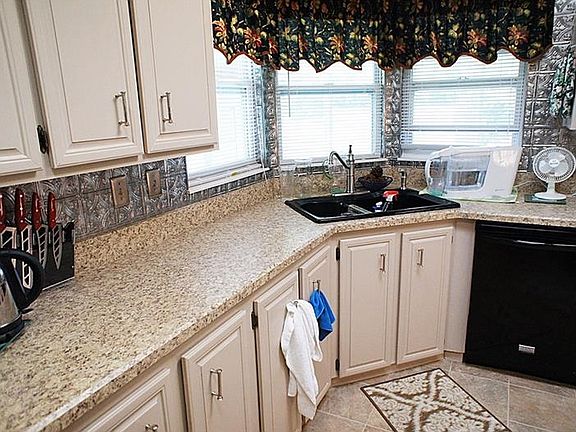 4th image of 4024 Myrtle Oak Ct #857