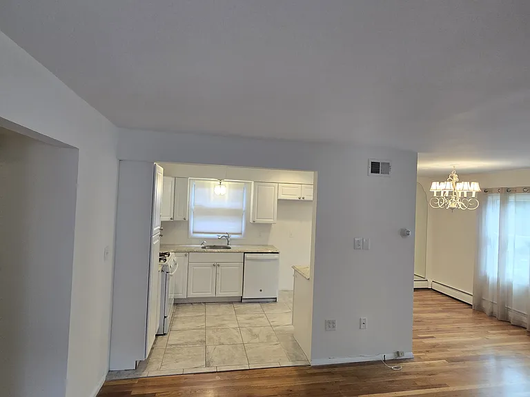 90 Harvey Ave #1 — Photo 20
