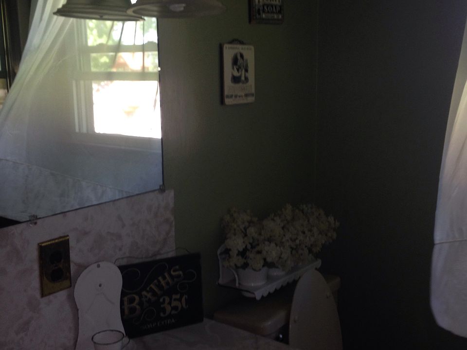 1st image of 5035 Donna Dr