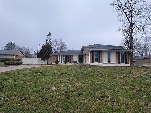 4th image of 3301 Highcrest Ct