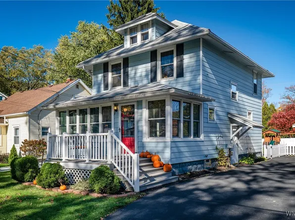 66 Elizabeth St, Hamburg, NY 14075