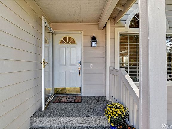 2nd image of 7620 67th St NE