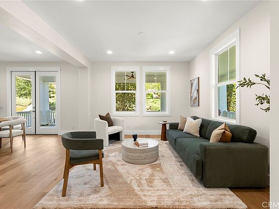 5th image of 11 Patina Ln