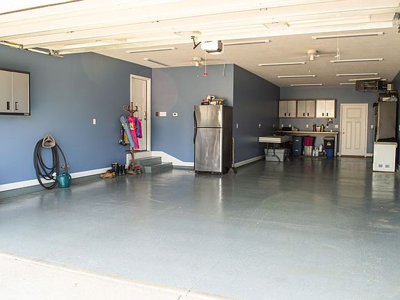 5th image of 1409 Eagle Run Dr