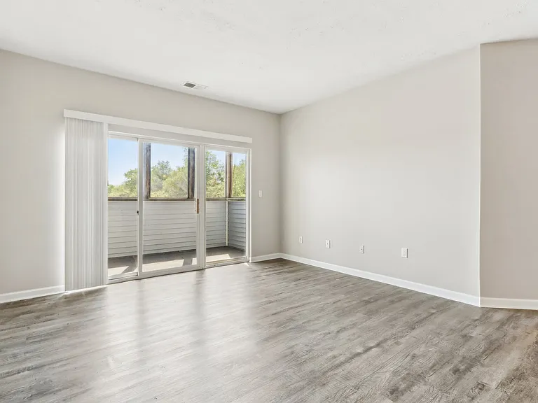 Washington Village Apartments — Photo 27