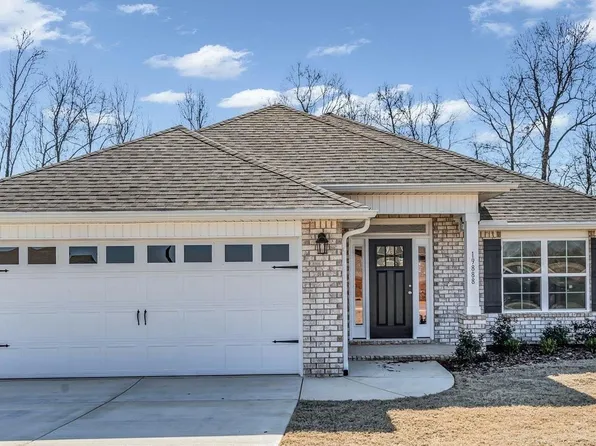 108 Sidney Ruth Dr, New Market, AL 35761