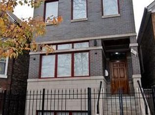 2046 W Race Ave, Chicago, IL 60612