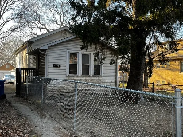 1508 Lincoln St, North Chicago, IL 60064