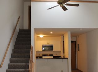 412 W Johnson St APT 9, Madison, WI 53703