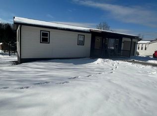 1524 Gatewood Rd, Fayetteville, WV 25840