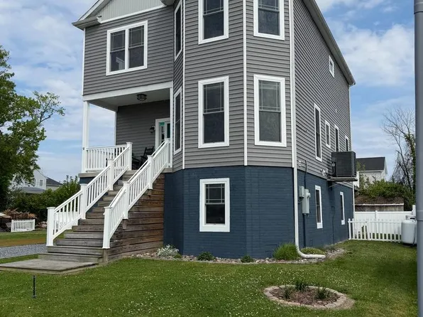 9031 Hinton Ave, Baltimore, MD 21219