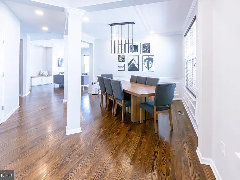 8727 Raleigh Mews — Photo 11