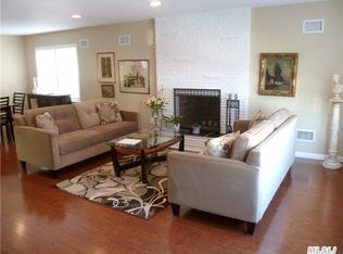 55 Armour St, Long Beach, NY 11561