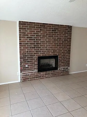 8420 Waterfall Dr — Photo 7