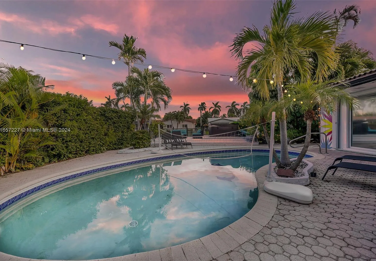 Coral Ridge Isles — Photo 3
