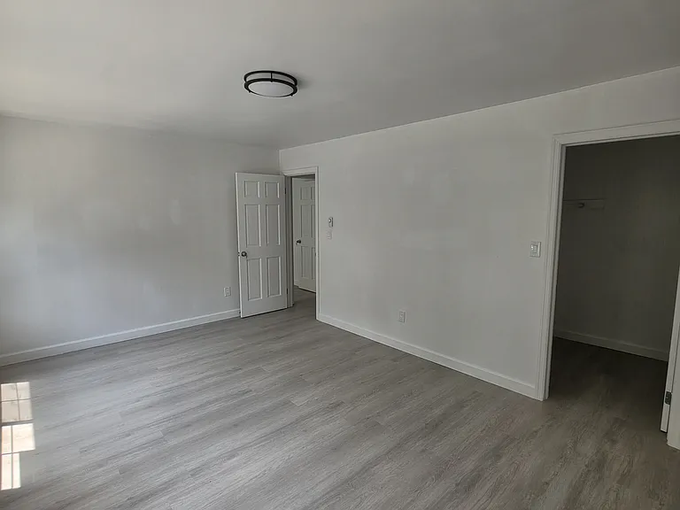 393 Howard Blvd #3 — Photo 7